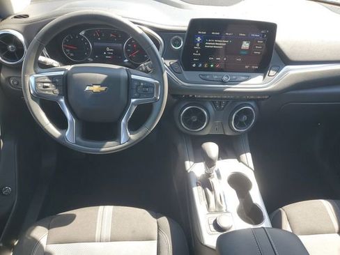 Certified 2024 Chevrolet Blazer LT w/ Convenience Package FWD image 12