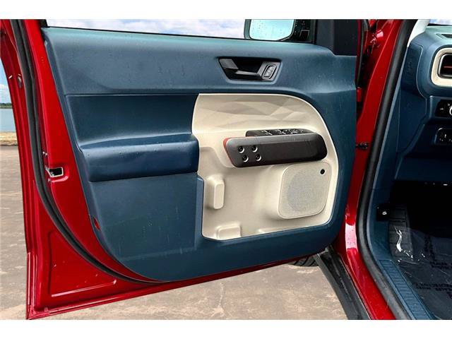 Certified 2025 Ford Maverick Lariat w/ 4K Tow Package AWD/4WD image 22