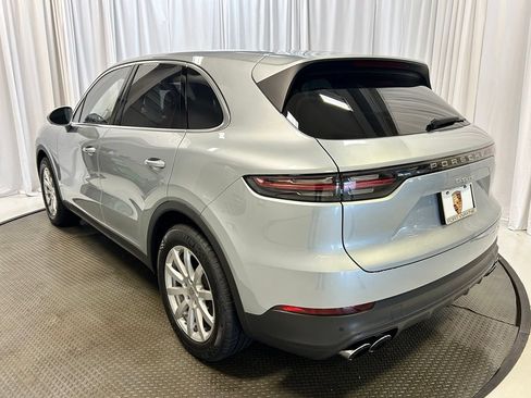 Certified 2020 Porsche Cayenne AWD/4WD image 3