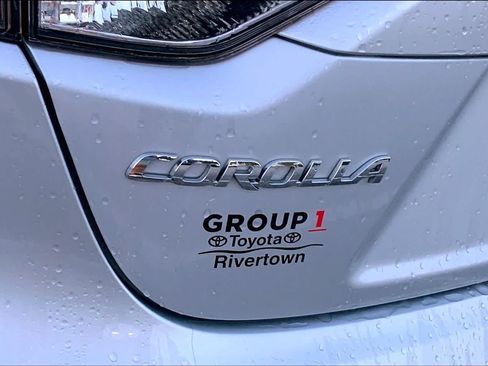 Used 2024 Toyota Corolla LE FWD image 30