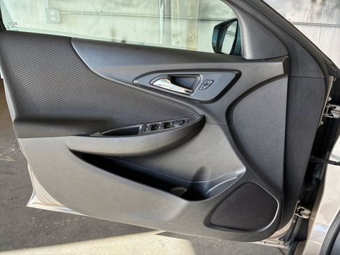 Used 2024 Chevrolet Malibu LT image 18