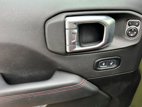 Used 2023 Jeep Wrangler Unlimited Rubicon 4xe image 10