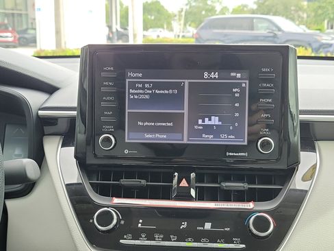 Used 2022 Toyota Corolla Cross L FWD image 17
