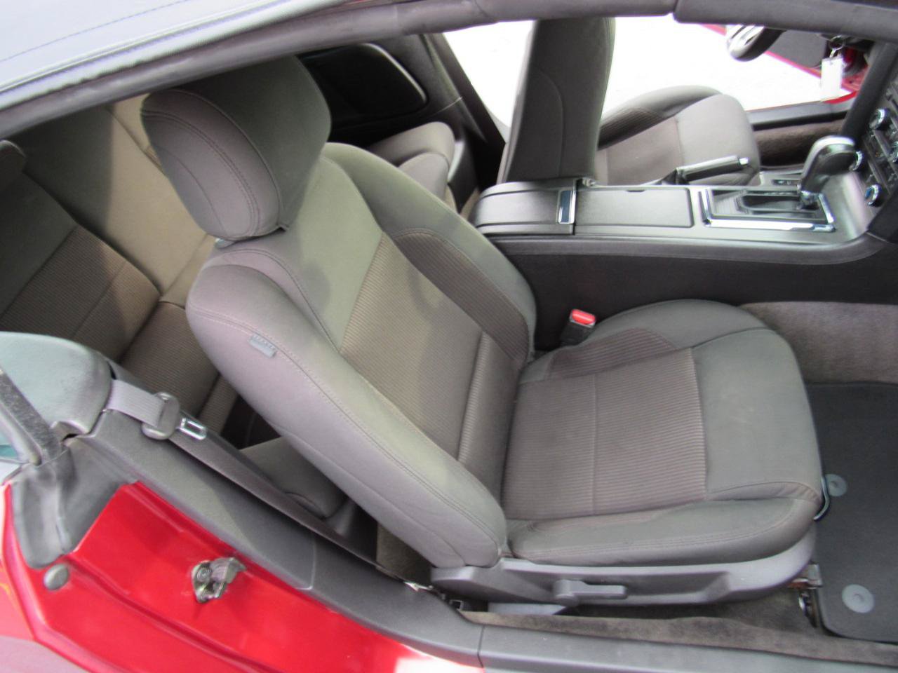 Used 2014 Ford Mustang Convertible RWD image 22