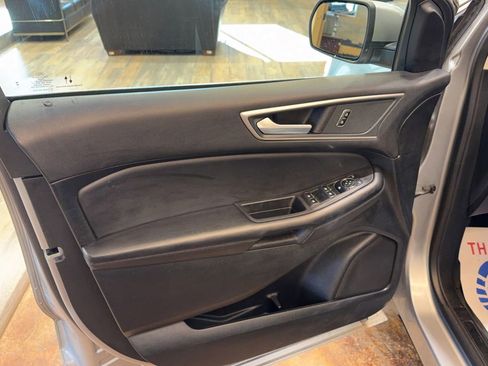 Used 2024 Ford Edge SEL w/ Cold Weather Package image 10