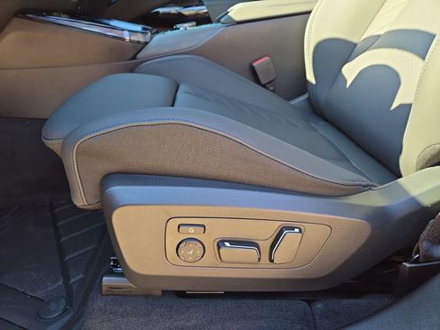 Used 2026 BMW X3 xDrive30 w/ Premium Package image 17