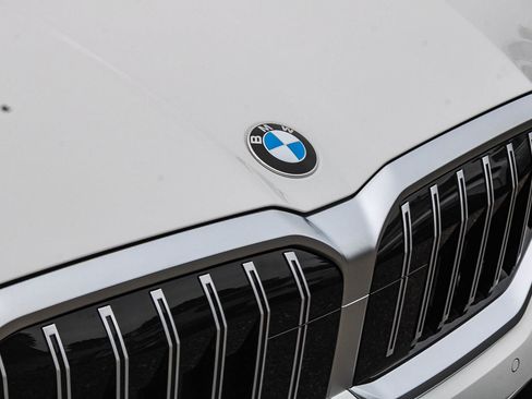 New 2027 BMW 530i RWD image 9