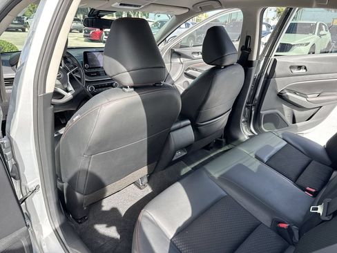 Used 2023 Nissan Altima 2.5 SR FWD image 34