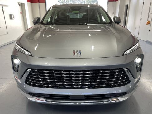 New 2026 Buick Envision Avenir image 2