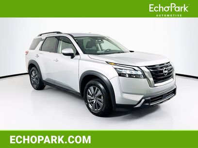 Used 2025 Nissan Pathfinder SV