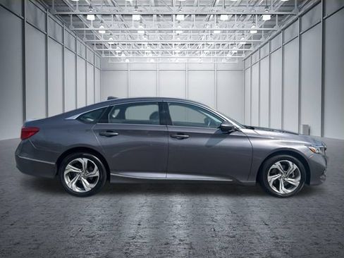 Used 2018 Honda Accord EX-L image 10