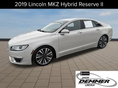 Used 2019 Lincoln MKZ Reserve image 1