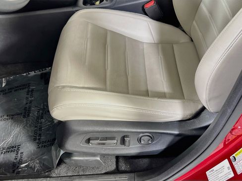 Used 2023 Honda CR-V EX-L image 18