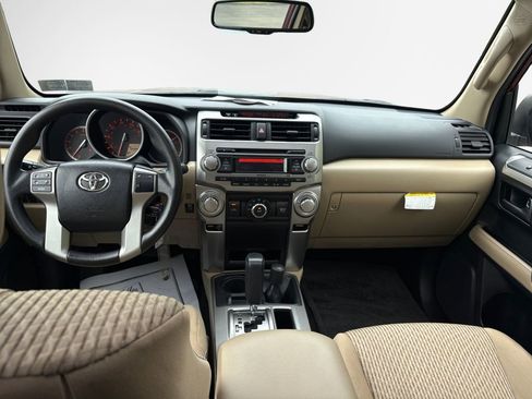 Used 2011 Toyota 4Runner SR5 AWD/4WD image 22