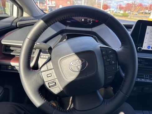 Certified 2024 Toyota Prius Prime SE image 11
