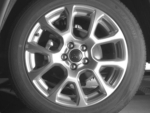 Used 2025 Jeep Compass Limited image 14