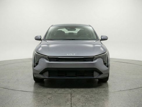 Used 2025 Kia K4 FWD image 1