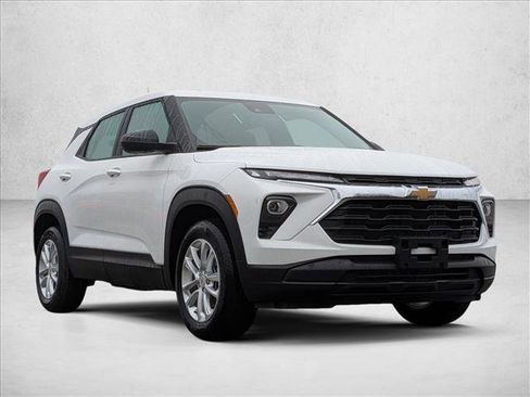 New 2026 Chevrolet TrailBlazer LS image 3