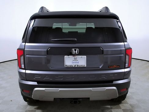Certified 2026 Honda Passport TrailSport image 8