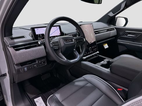 New 2026 GMC Sierra EV Elevation image 7