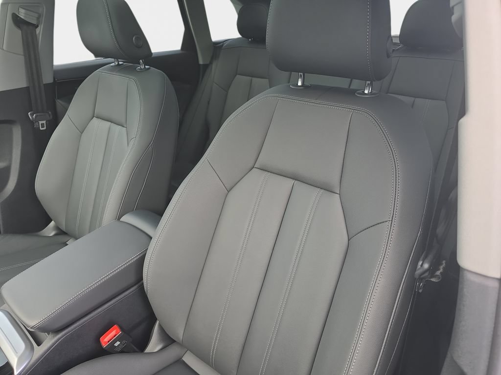 Certified 2025 Audi Q5 Premium w/ Premium Plus AWD/4WD image 20