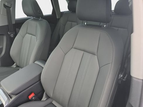 Certified 2025 Audi Q5 Premium w/ Premium Plus AWD/4WD image 20