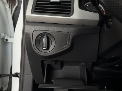 Used 2021 Volkswagen Atlas Cross Sport SE FWD image 27