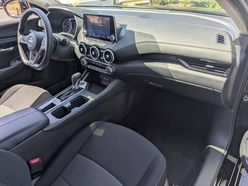 Used 2025 Nissan Sentra SV FWD image 28