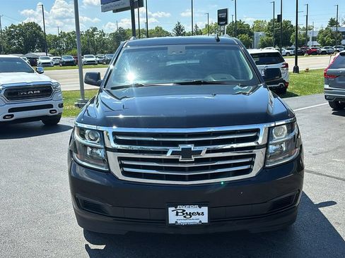 Used 2019 Chevrolet Tahoe LS w/ Enhanced Driver Alert Package AWD/4WD image 5