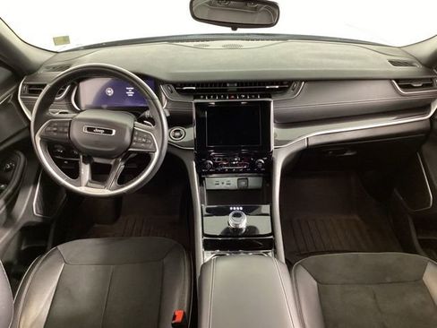 Used 2021 Jeep Grand Cherokee L Altitude image 42