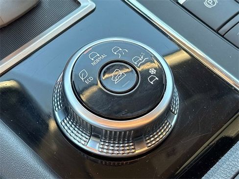 Used 2024 Mitsubishi Outlander ES image 33