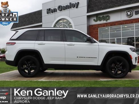Used 2023 Jeep Grand Cherokee Altitude AWD/4WD image 1