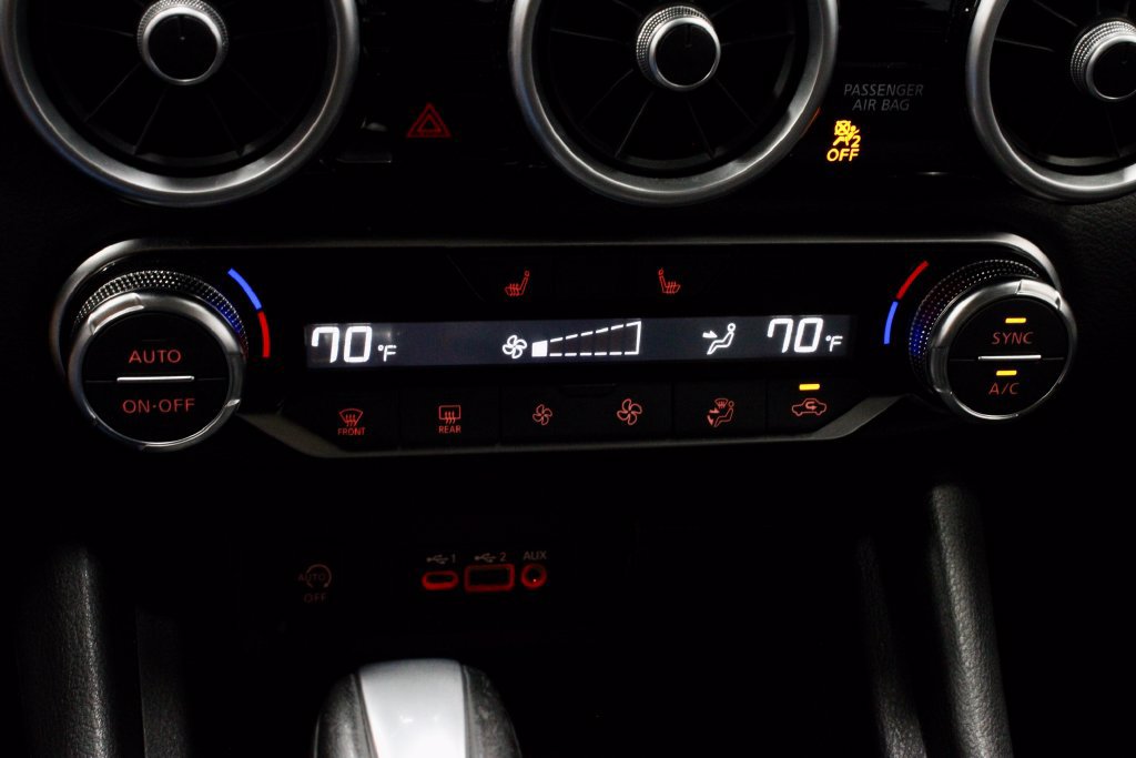 Certified 2025 Nissan Sentra SR FWD image 30