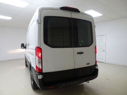 Used 2019 Ford Transit 150 130 Medium Roof RWD image 10