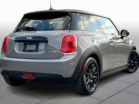 Used 2016 MINI Cooper 2-Door Hardtop image 12