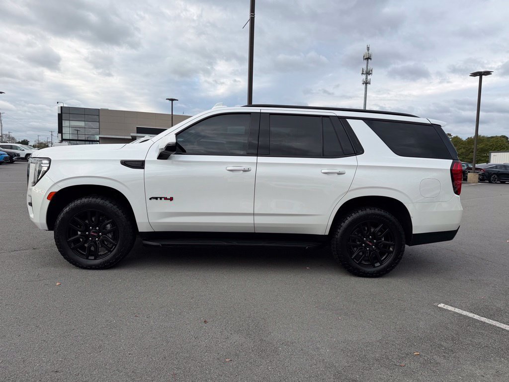 Used 2023 GMC Yukon AT4 AWD/4WD image 4