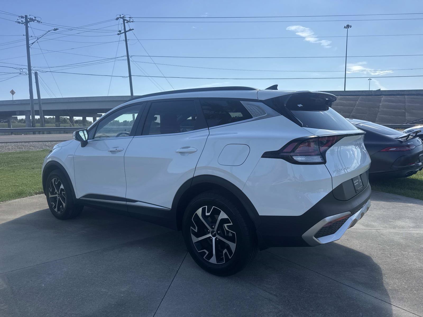 Used 2024 Kia Sportage EX w/ EX Premium Package AWD/4WD image 8