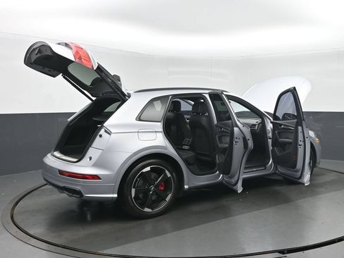 Used 2020 Audi SQ5 Premium Plus w/ Premium Plus Package AWD/4WD image 35