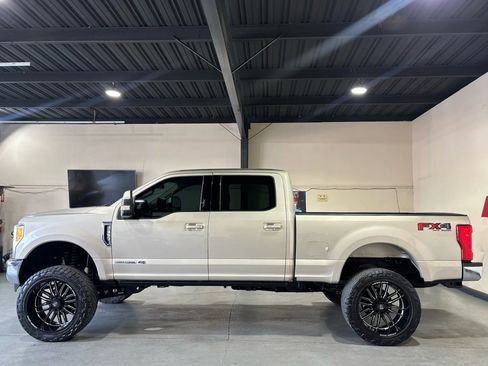 Used 2017 Ford F350 Lariat w/ Lariat Value Package image 4