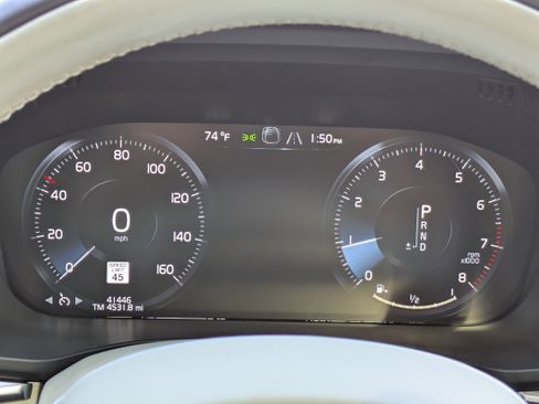 Used 2021 Volvo XC60 T5 Momentum w/ Protection Package Premier image 28