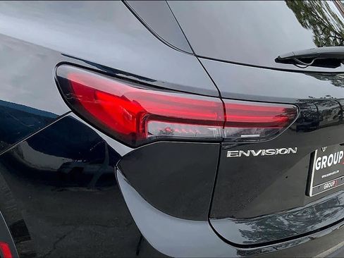 Used 2023 Buick Envision Essence image 29
