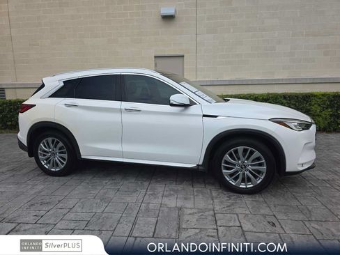 Used 2023 INFINITI QX50 Luxe FWD image 1