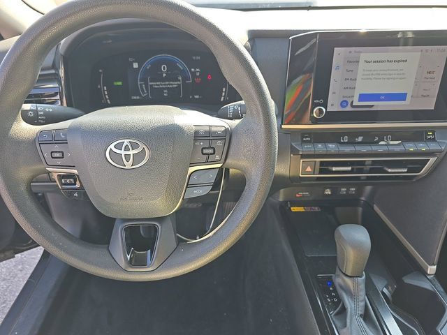Used 2025 Toyota Camry LE FWD image 8