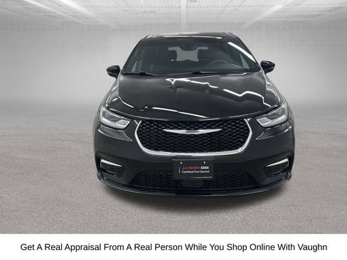 Used 2025 Chrysler Pacifica Select FWD image 5