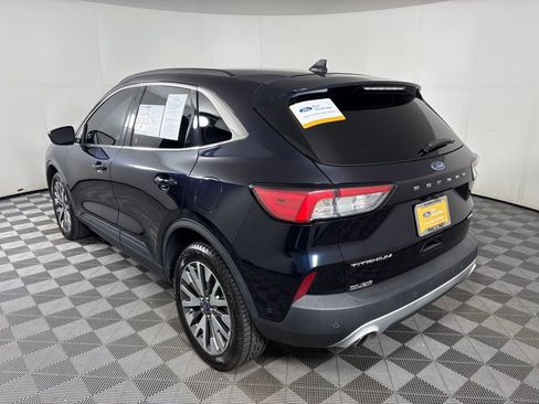 Certified 2021 Ford Escape Titanium image 5