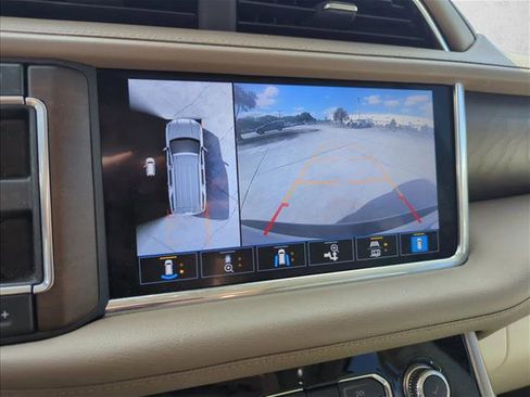 Used 2021 GMC Yukon Denali w/ Denali Ultimate Package RWD image 9