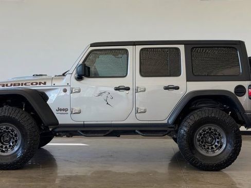 Used 2018 Jeep Wrangler Unlimited Rubicon AWD/4WD image 4