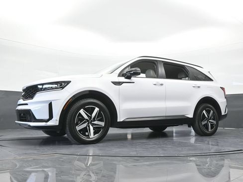 Used 2023 Kia Sorento EX FWD image 60