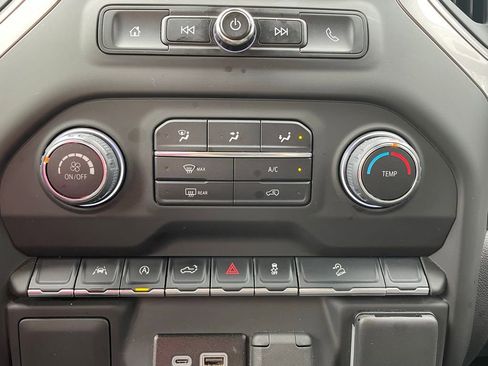 Certified 2025 Chevrolet Silverado 1500 Custom Trail Boss w/ LPO, Dark Essentials Package image 35