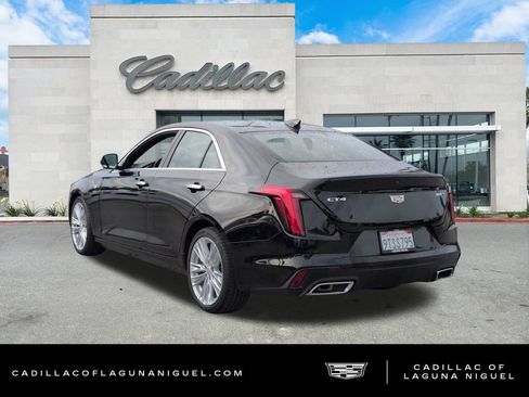 Used 2025 Cadillac CT4 Premium Luxury image 5